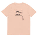 T-shirt unissexo orgânica pêssego com a frase "Tens de sofrer comigo" da marca Ralhenta