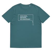 T-shirt unissexo orgânica stargazer com a frase "Igualdade, equidade, solidariedade" da marca Ralhenta